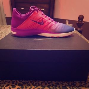Never worn pink and purple nikeid gym shoes